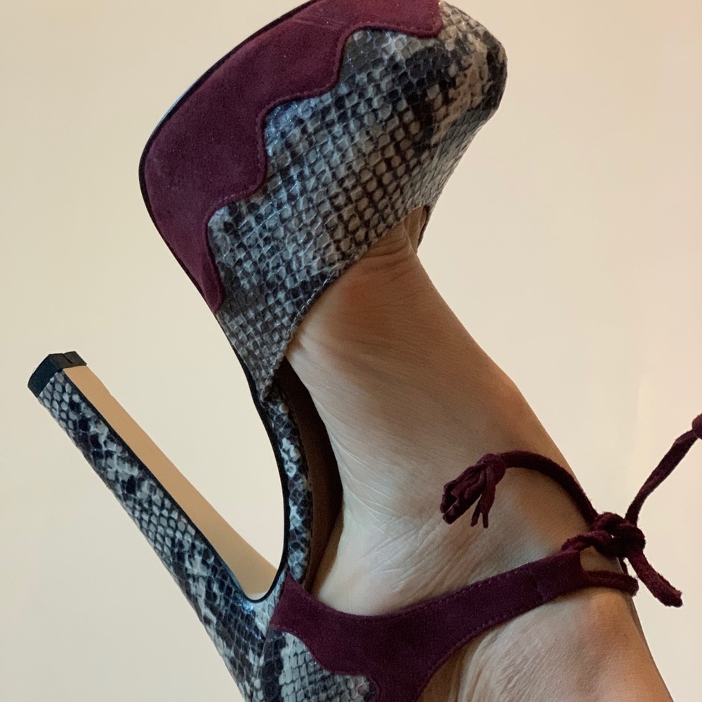 Shoes - Picture 3 of 3